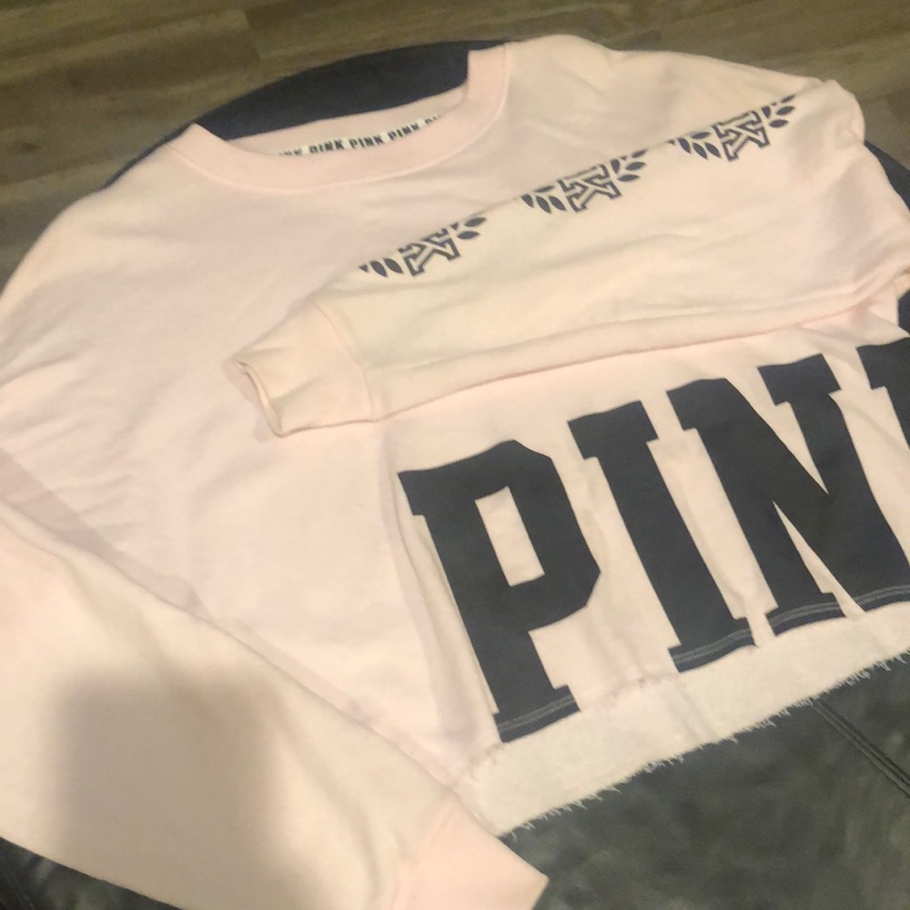 Pink cropped sweatshirt